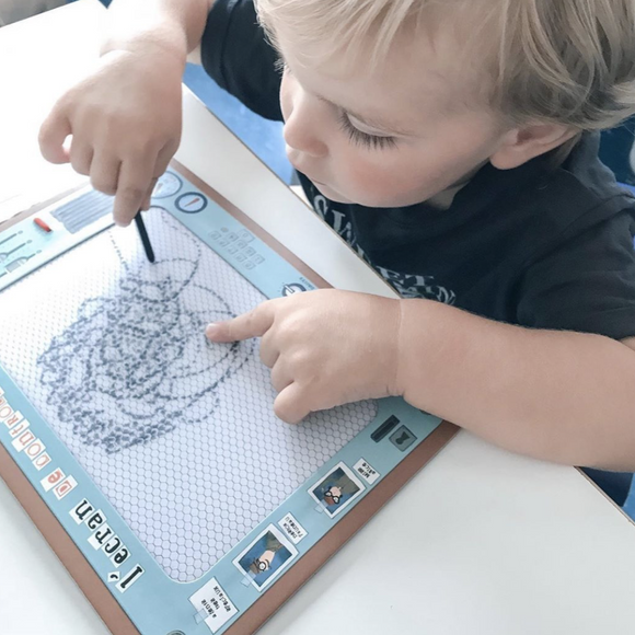 Magnetic Erasable Drawing Screen with Stylus